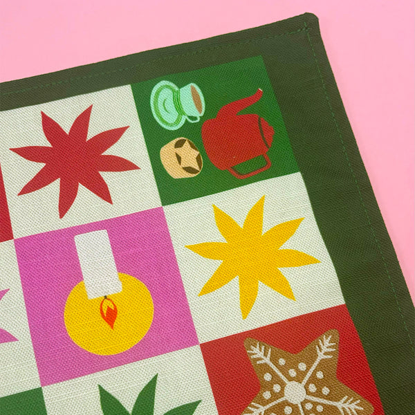 Cosy Christmas table runner | double sided