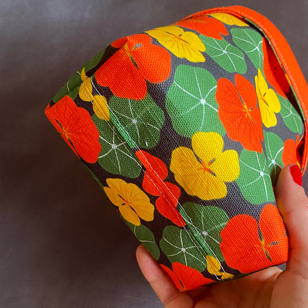 Plant cosy or basket | Nasturtium print