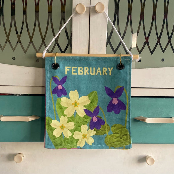 Month by month fabric wall hanging | 12 artworks in 1