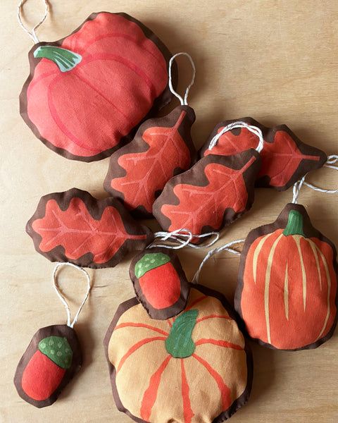 The Autumn joy box - Sew your own decoration kit with seasonal treats