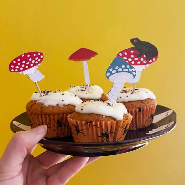 The Autumn joy box - Sew your own decoration kit with seasonal treats