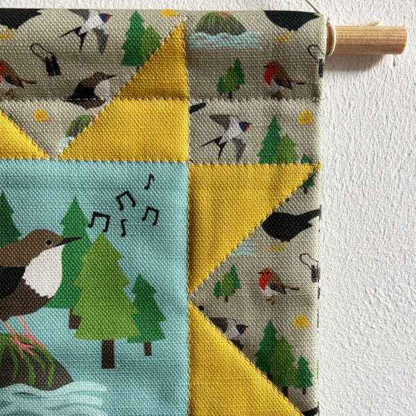 Mini quilt wall hanging | Bird watcher