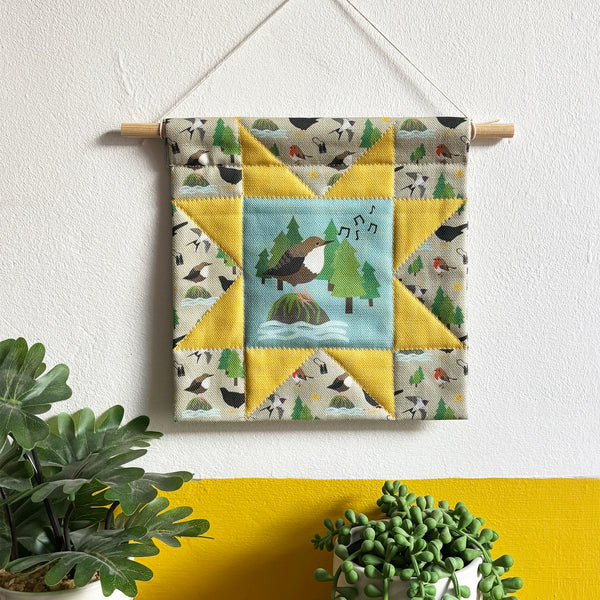 Mini quilt wall hanging | Bird watcher