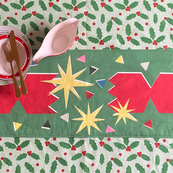 Christmas cracker table runner | double sided red and green