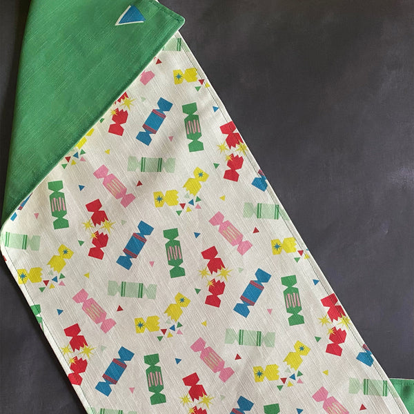 Christmas cracker table runner | double sided red and green