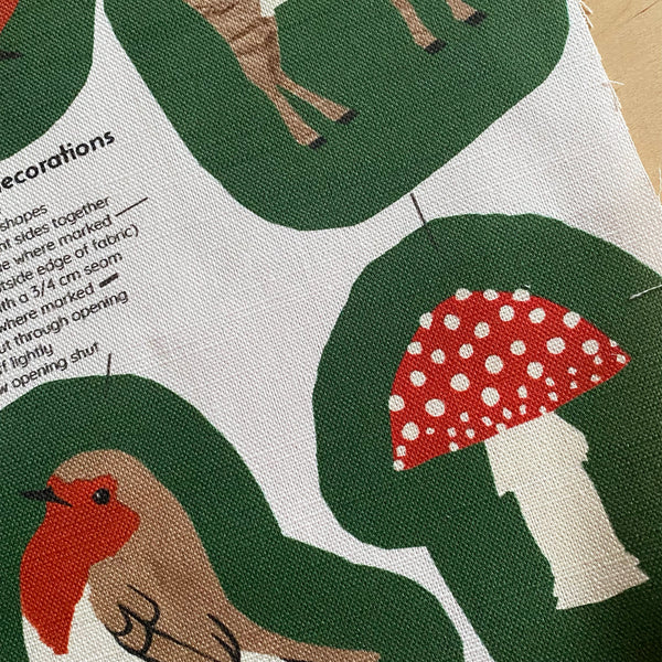 Make Your Own Set of Woodland Christmas Tree Decorations