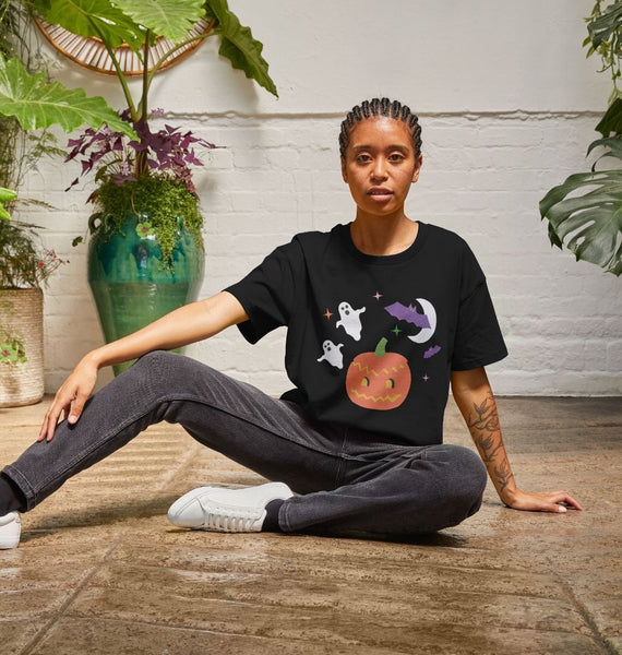 Halloween night women's cropped boxy t-shirt