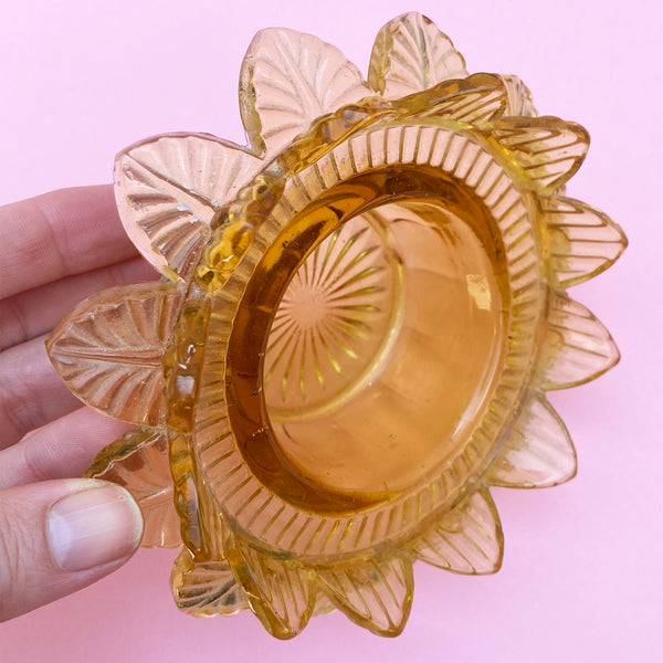 Vintage yellow glass ashtray / candle holder | flower design