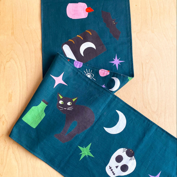 Witch table runner | double sided